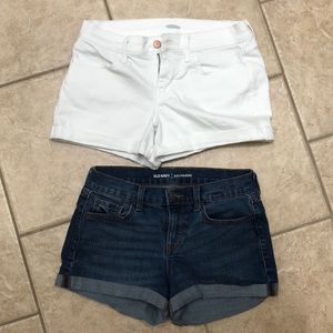 Old Navy  boyfriend shorts size 4. Set of 2 $10